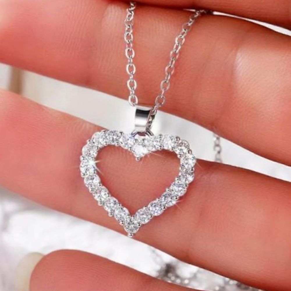 The Valentina Crystal heart and 925 pendant necklace